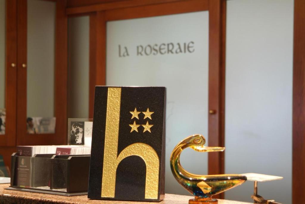 Residence De La Roseraie Florenville Kültér fotó